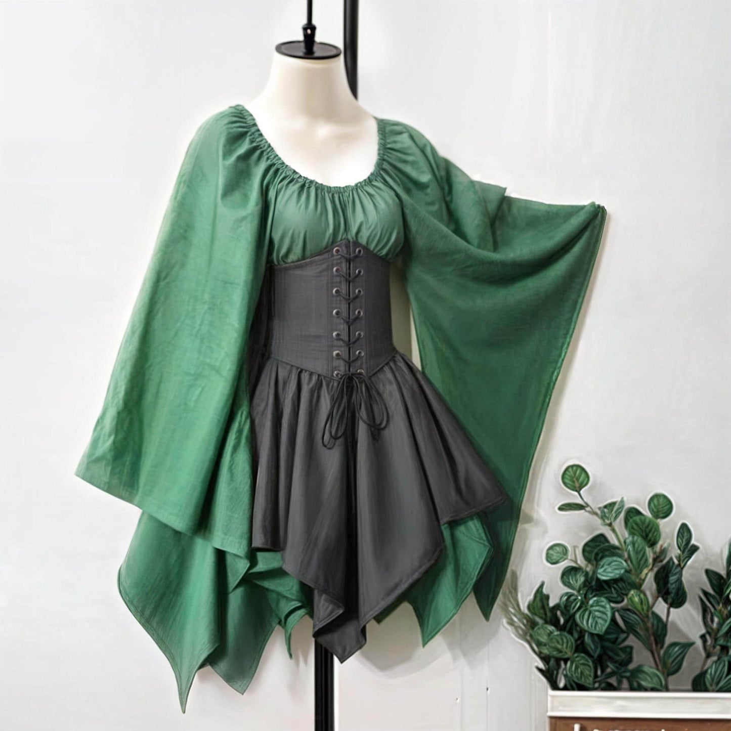 Elven Short Dress with Flared Sleeve & Corset, from S to 5XL Plus Size! Forest Fairy Cosplay LARP Costume, Pixie Fantasy Outfit, Medieval Renfaire Clothes, Faery Renaissance Clothing Green and Black